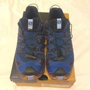 Women’s Salomon XA Pro Sz 7.5